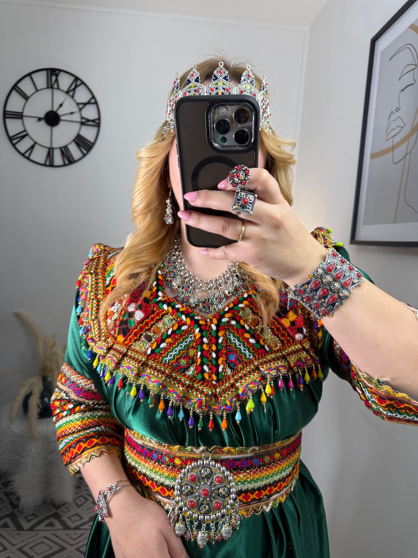 mRobe Zohra Yelli