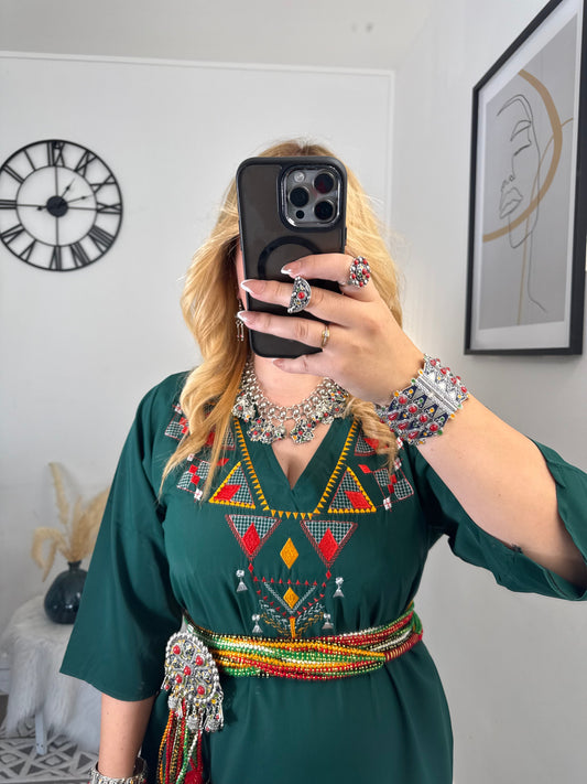 Robe Thiziri Yelli