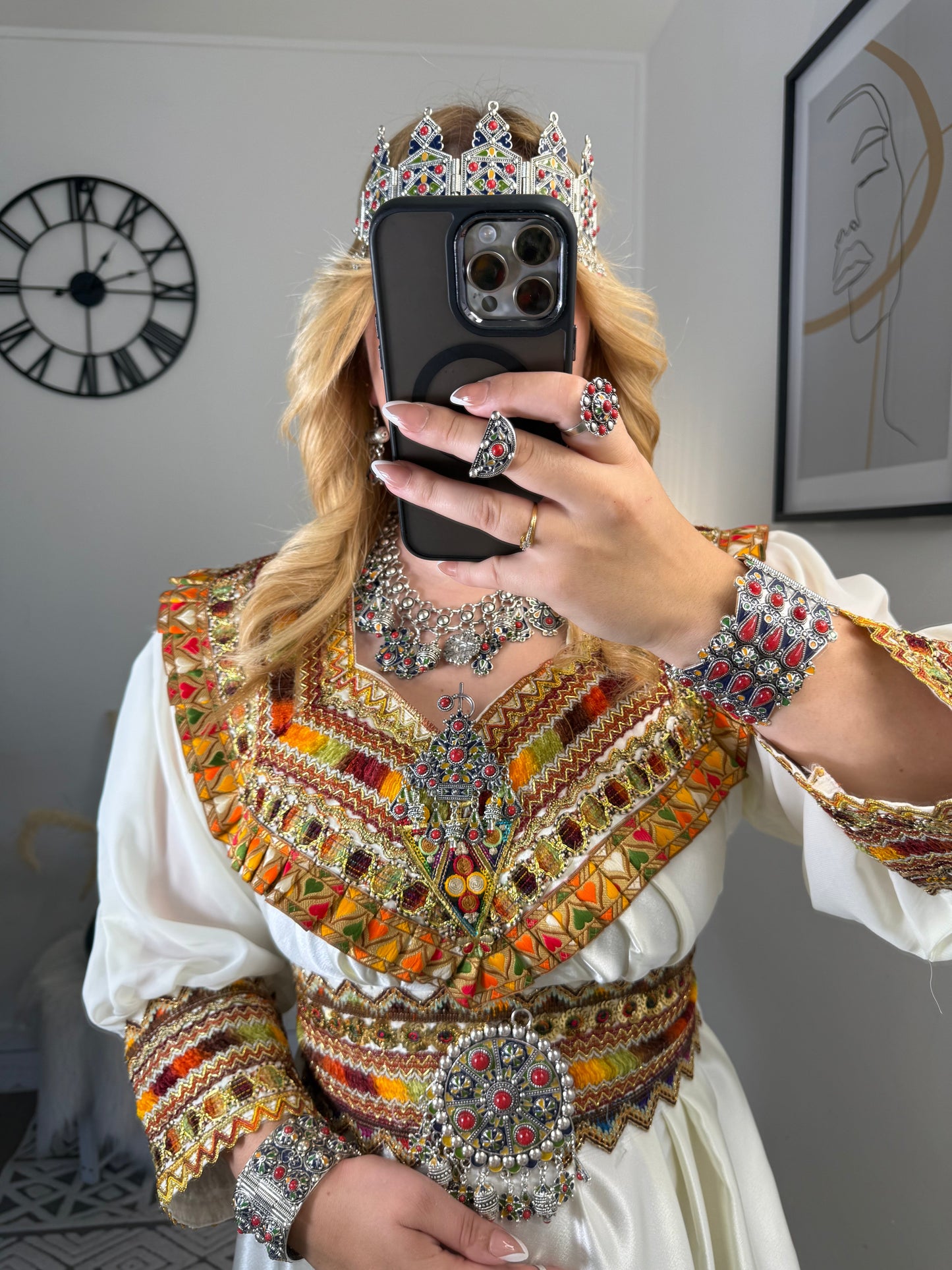 Robe Anila Yelli