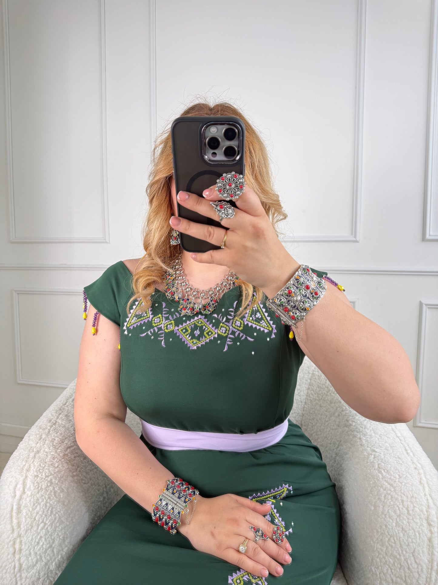 Robe de soirée kabyle — Modèle Yasmina Yelli