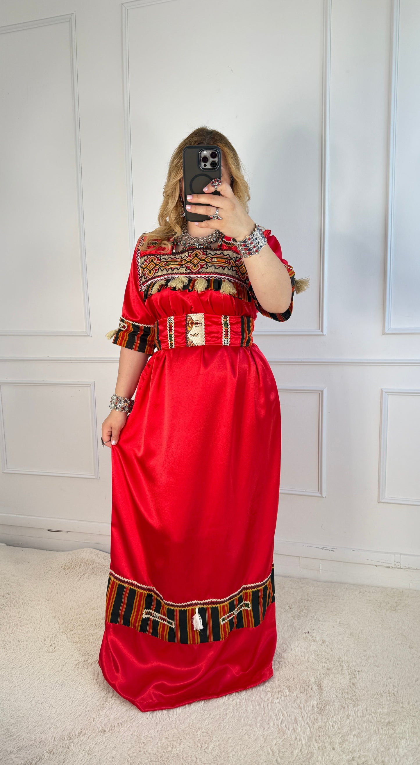 Robe de soirée kabyle — Modèle Tamazight Yelli