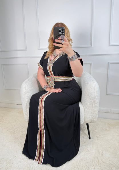 Robe kabyle traditionnelle revisitée – Confection Yelli Yelli