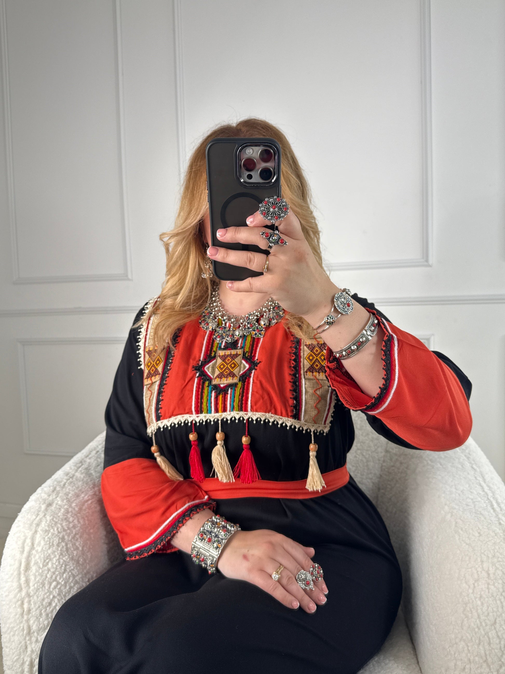 Robe Kabyle Thinhinane Yelli