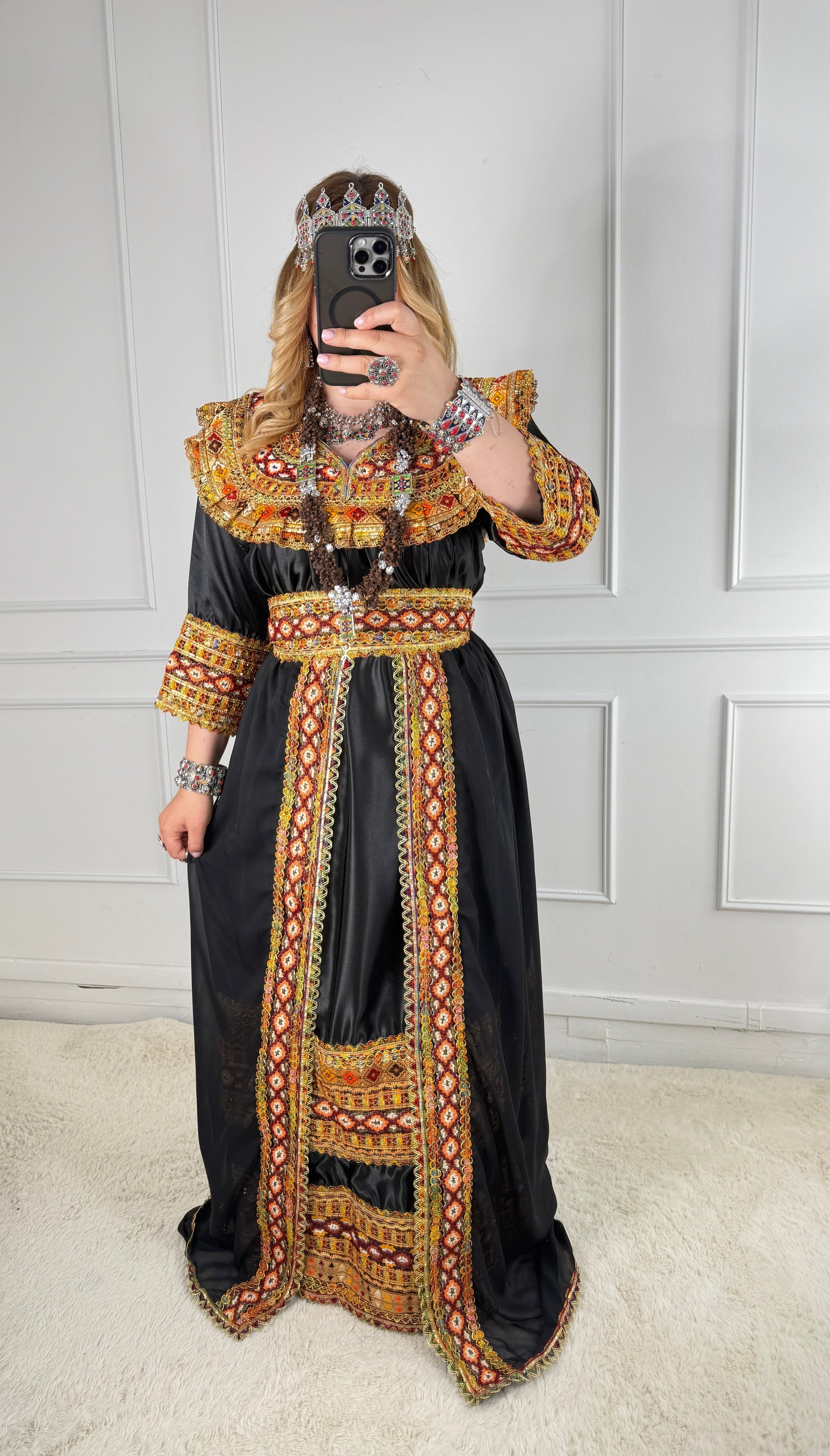 Robe de soirée kabyle — Modèle Yelli