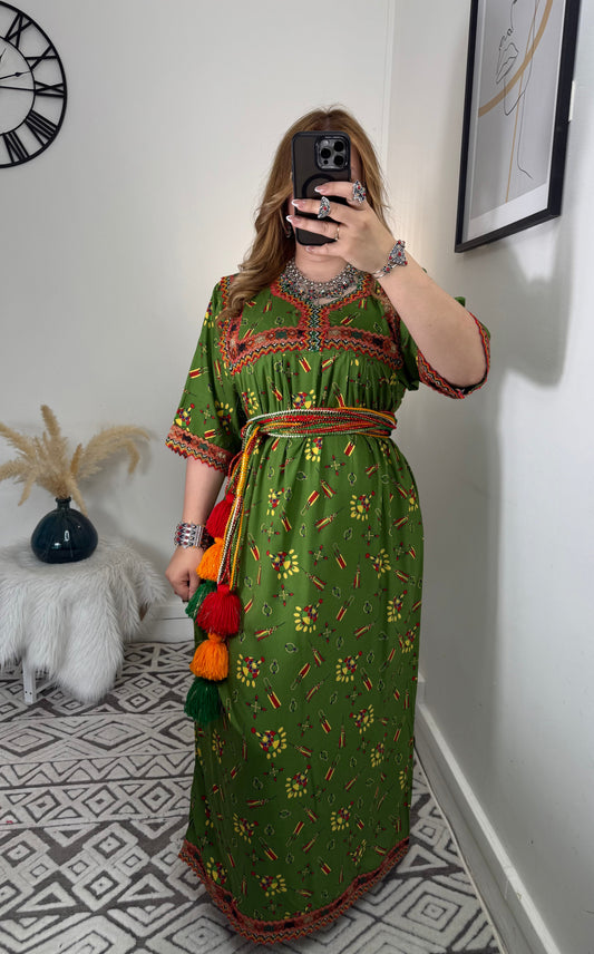 Robe Amira Yelli