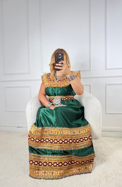 Robe de soirée kabyle — Modèle Thilelli sans manches Yelli