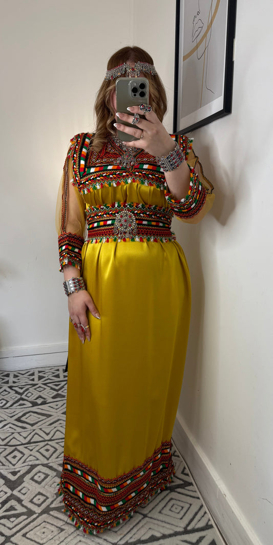 Robe Nora Yelli