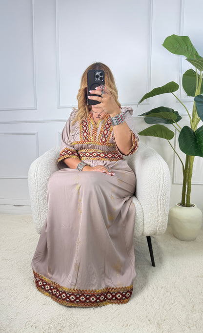 Robe d’hôtesse kabyle — Modèles Lylia Demi manches Yelli