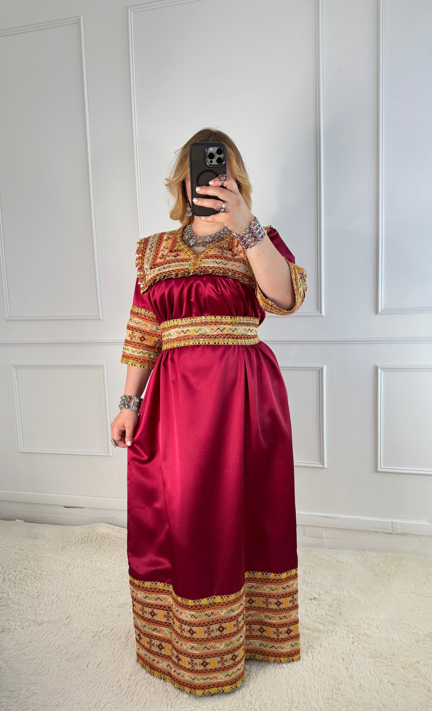 Robe de soirée kabyle — Modèle Melya Yelli