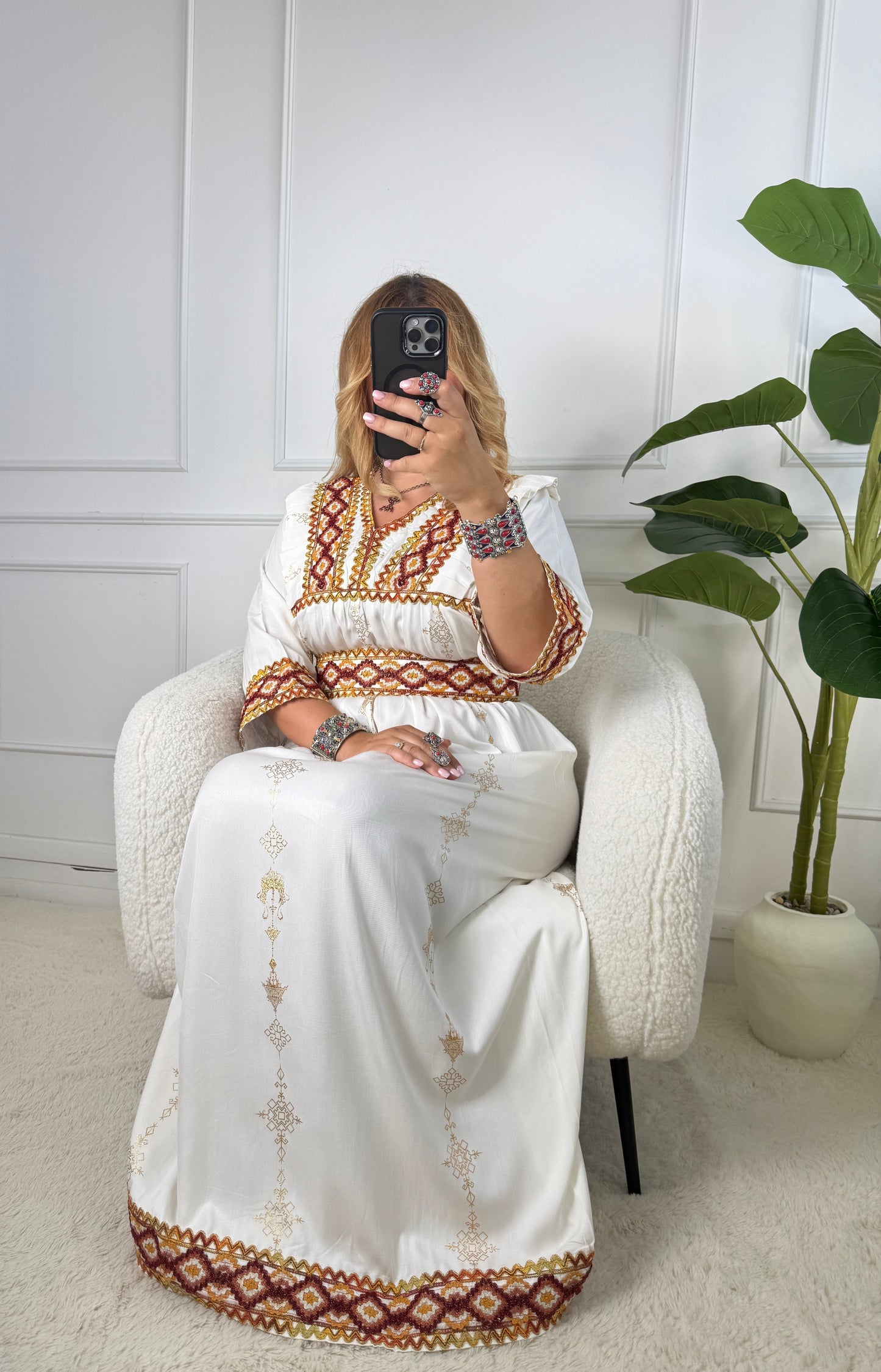 Robe d’hôtesse kabyle — Modèles Lylia Demi manches Yelli