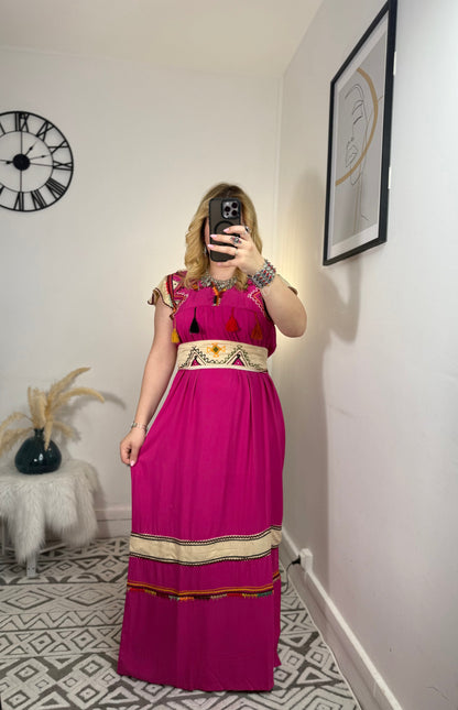Robe Tasnim Yelli