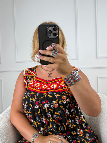 Robe de maison kabyle — Modèles Yasmine Yelli