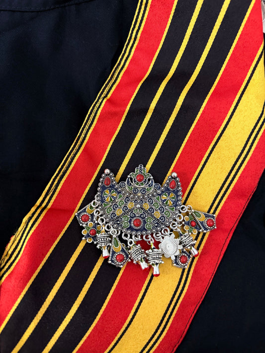 Petite Broche Yelli