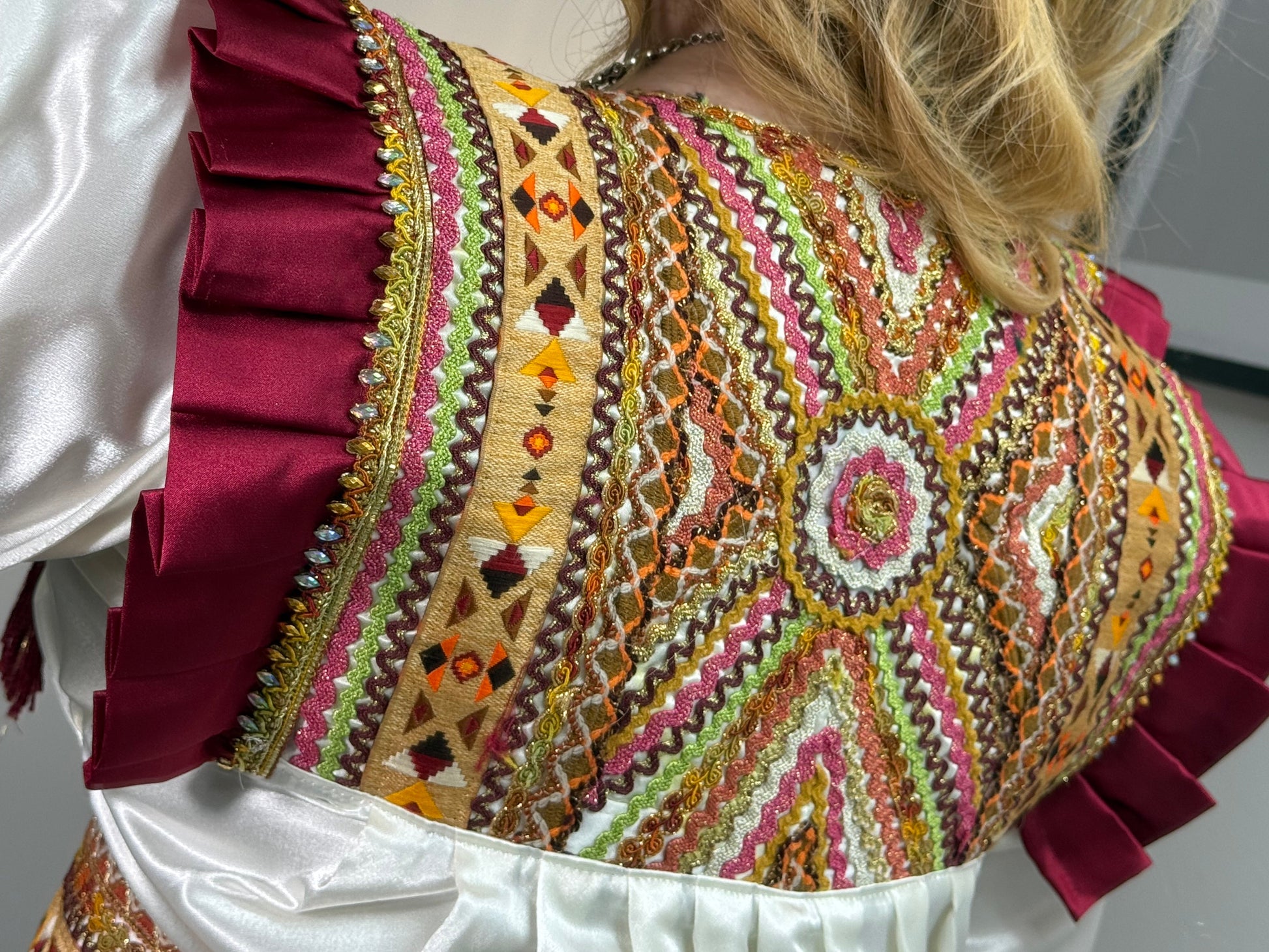 Robe Thinhinane Yelli