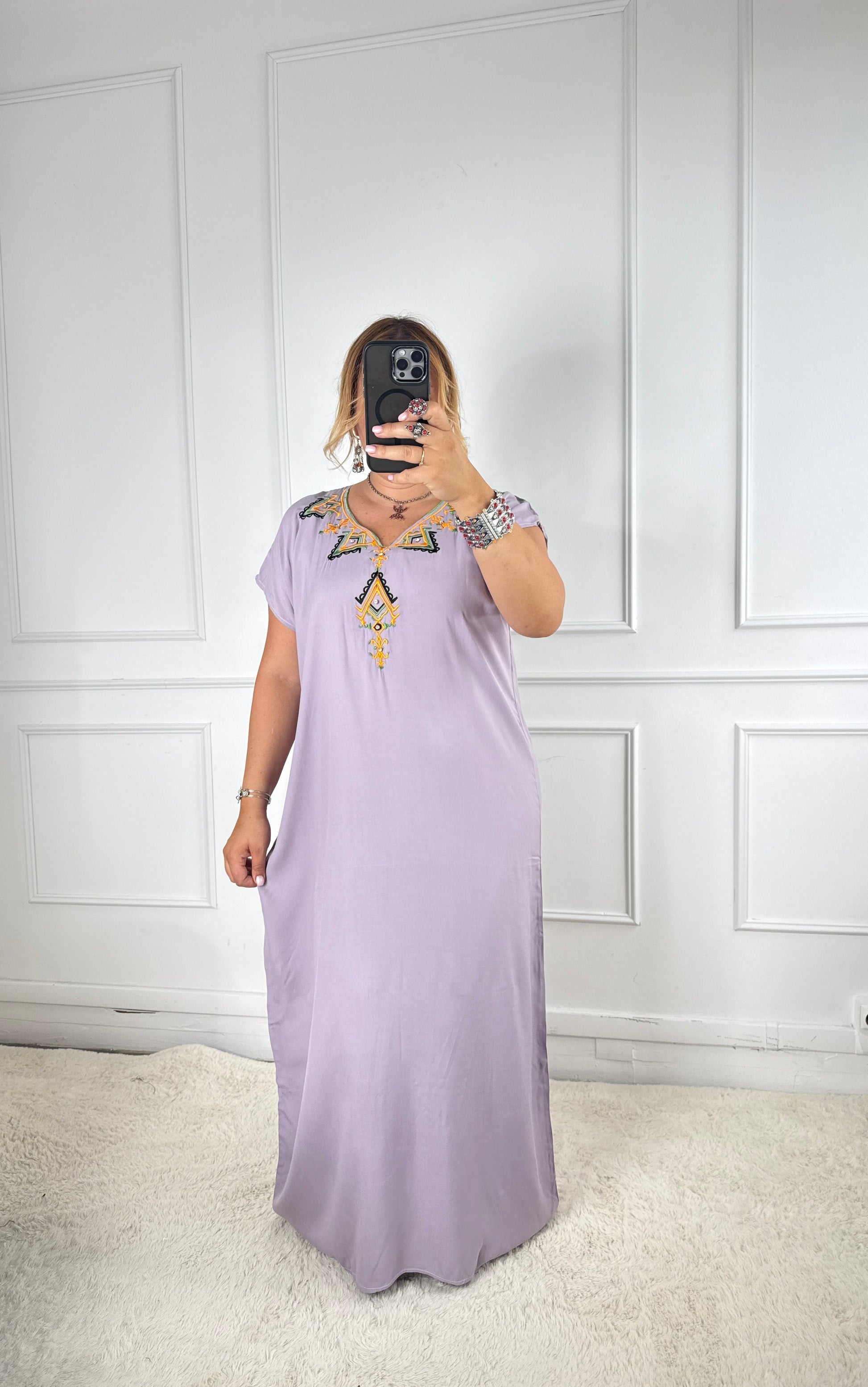 Robe de maison kabyle — Modèle Yelli