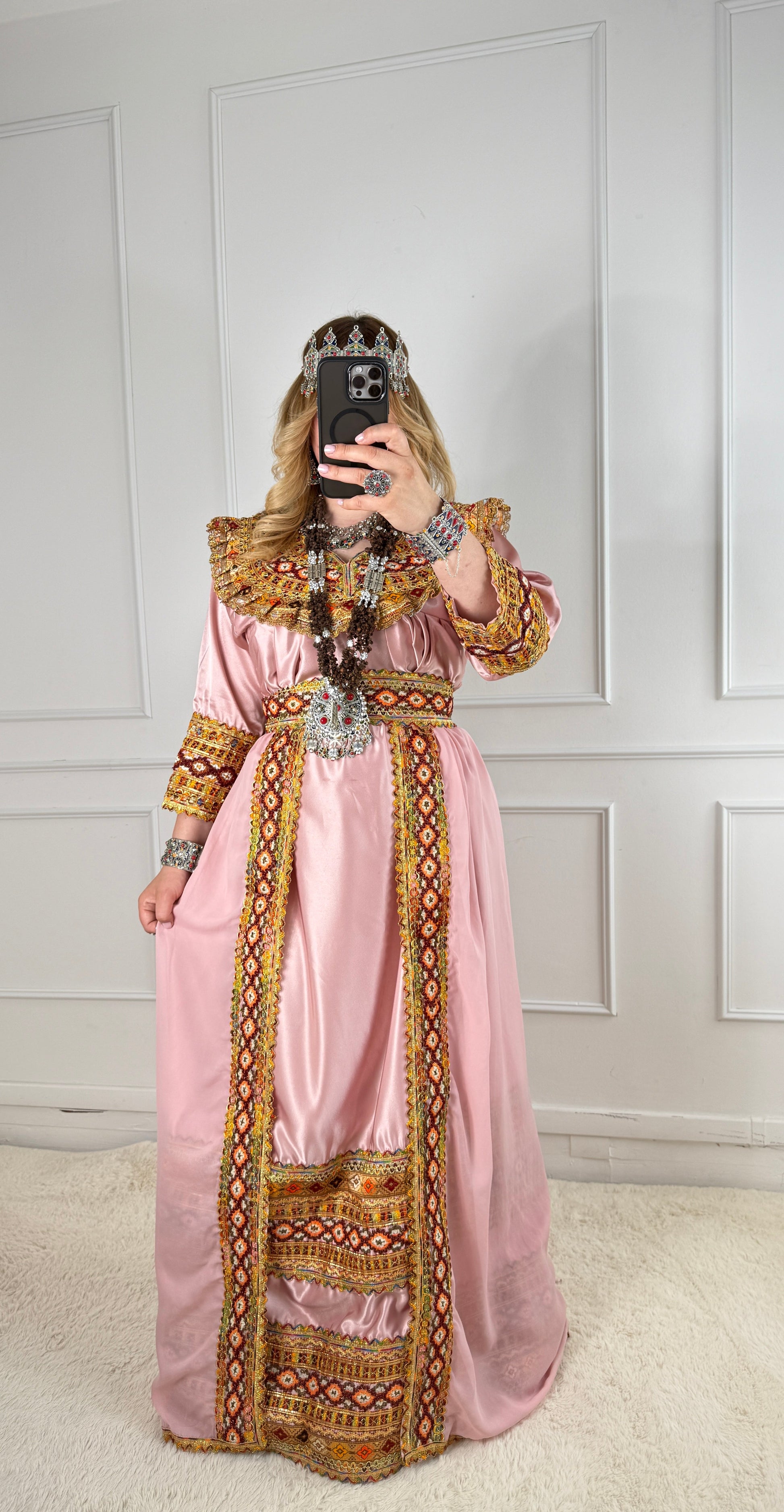 Robe de soirée kabyle — Modèle Yelli