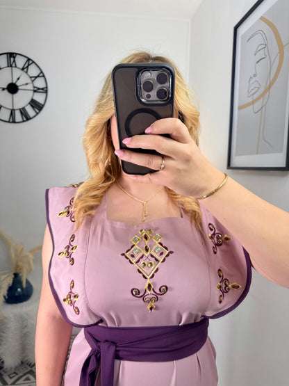Robe Taseda Yelli