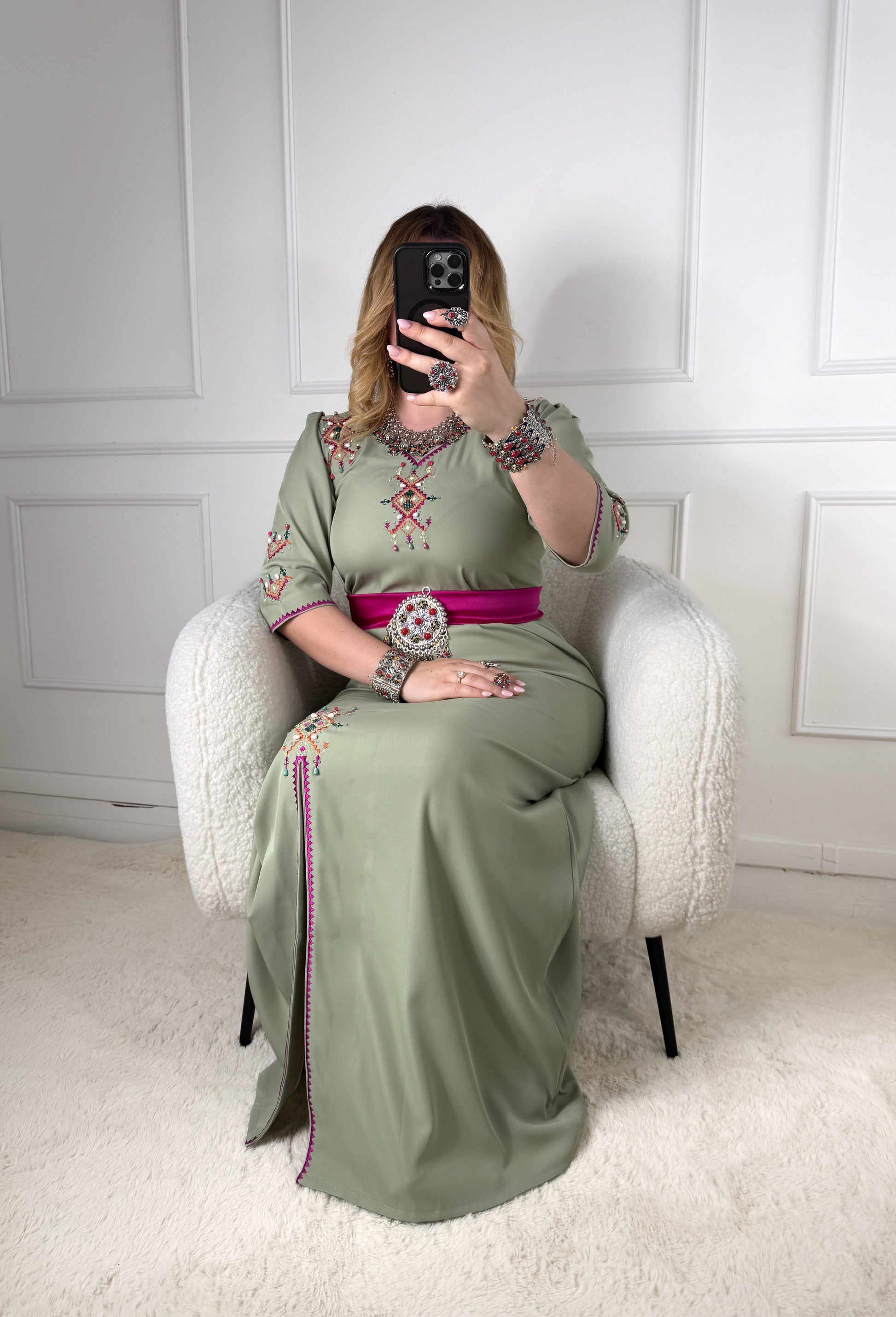 Robe kabyle Tizwit Yelli