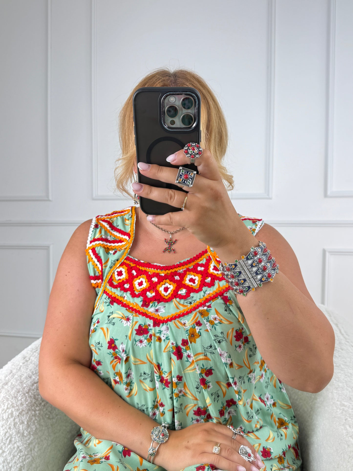 Robe de maison kabyle — Modèles Yasmine Yelli