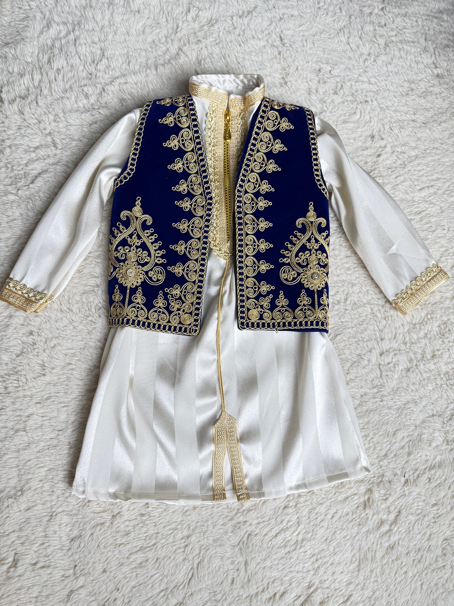 Tenue traditionnelle Thara - Idéale pour cérémonie de circoncision Robes Kabyles