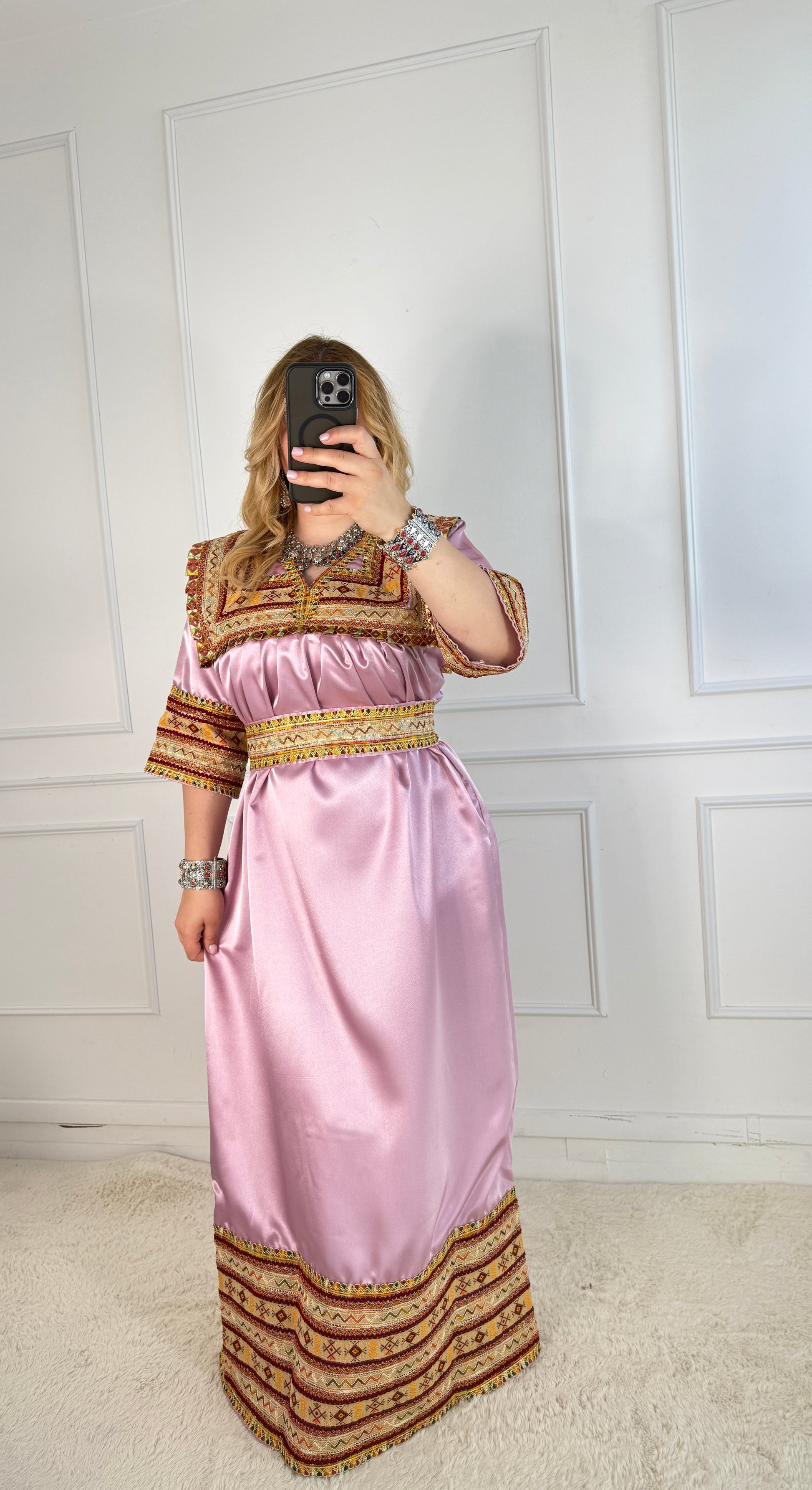 Robe de soirée kabyle — Modèle Melya Yelli
