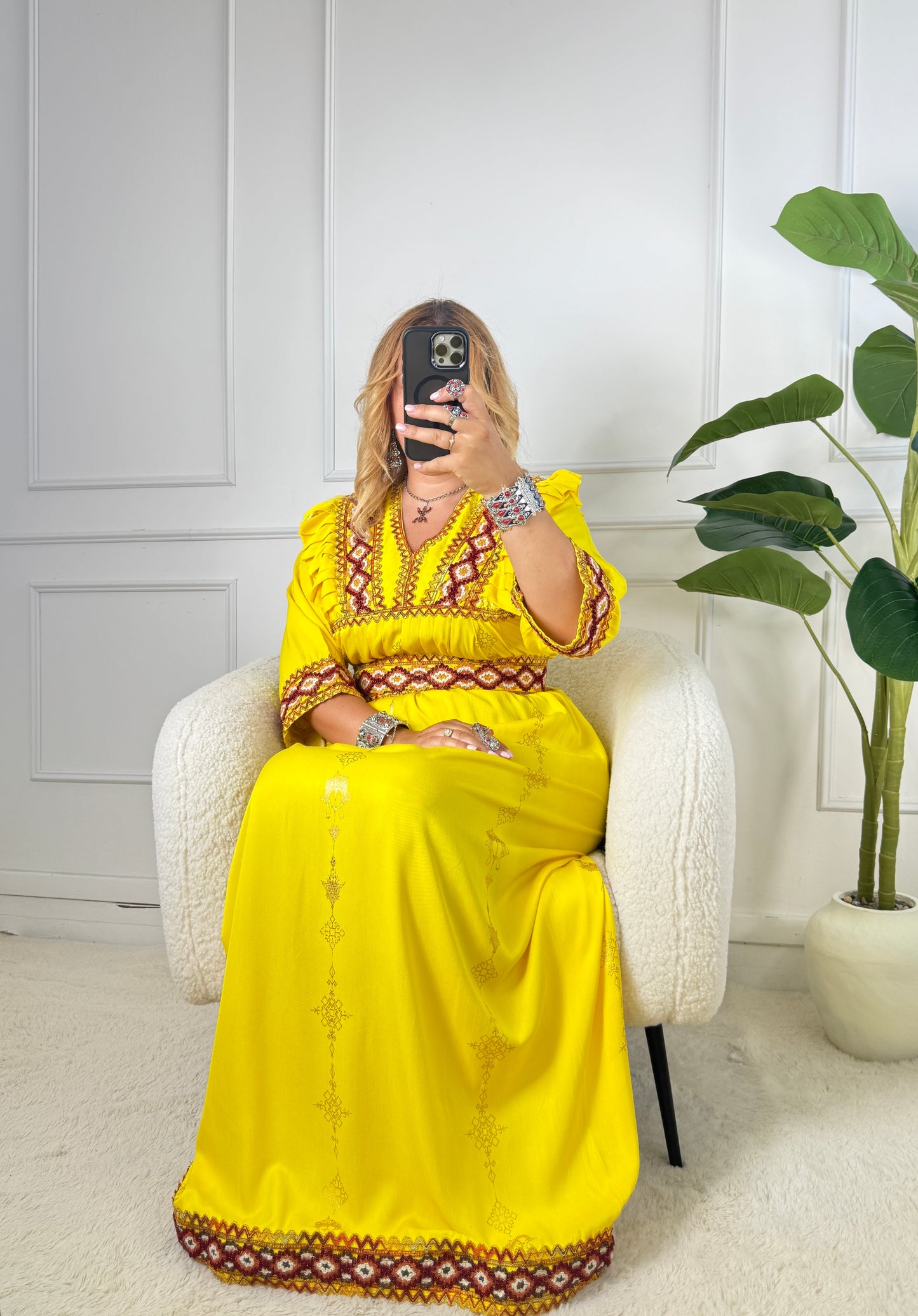 Robe d’hôtesse kabyle — Modèles Lylia Demi manches Yelli