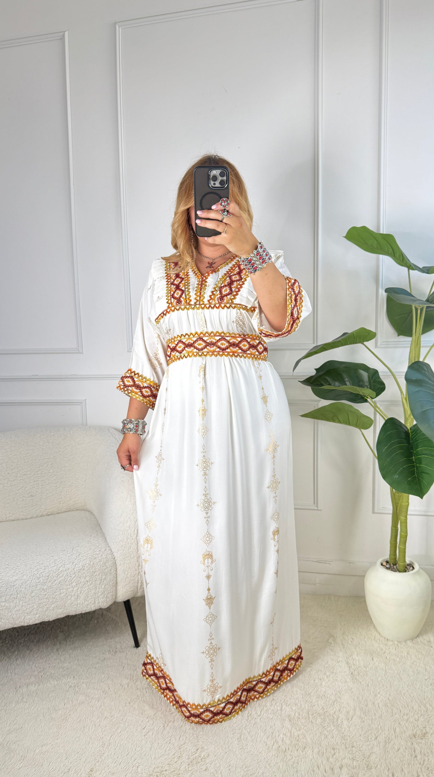 Robe d’hôtesse kabyle — Modèles Lylia Demi manches Yelli