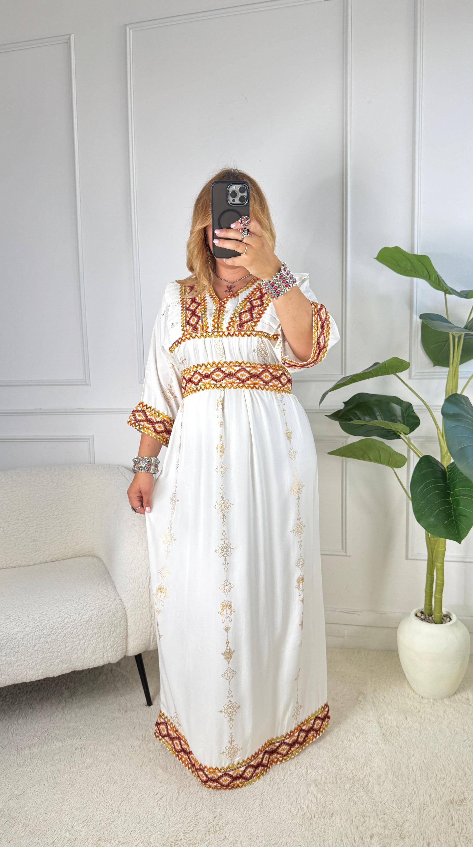 Robe d’hôtesse kabyle — Modèles Lylia Demi manches Yelli