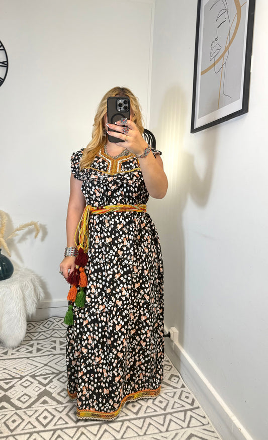 Robe Maya Yelli