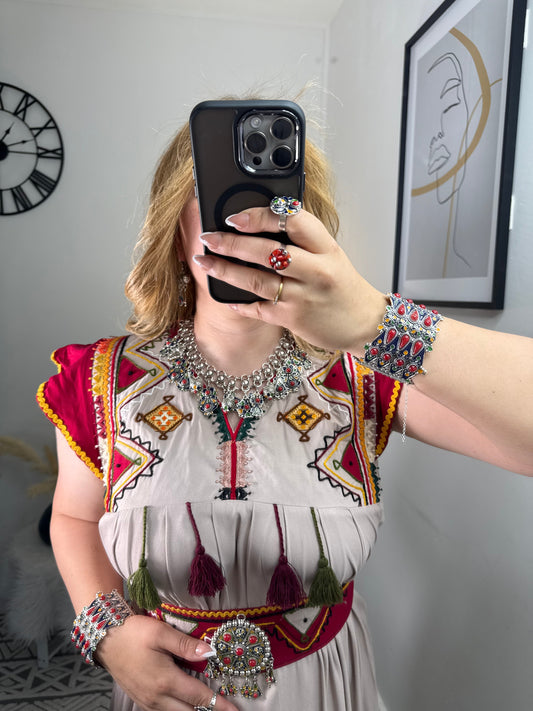 Robe Tasnim Yelli