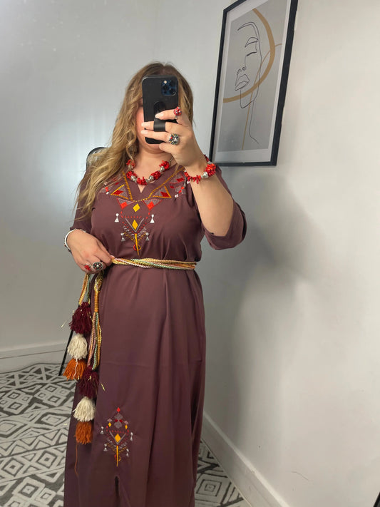 Robe Thiziri Yelli