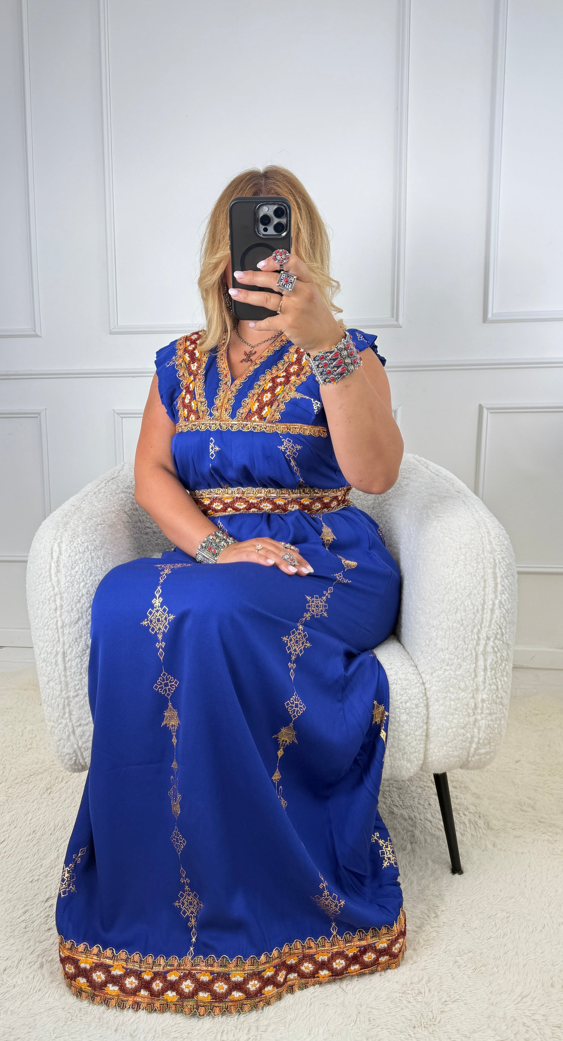 Robe d’hôtesse kabyle — Modèle Sonia Yelli
