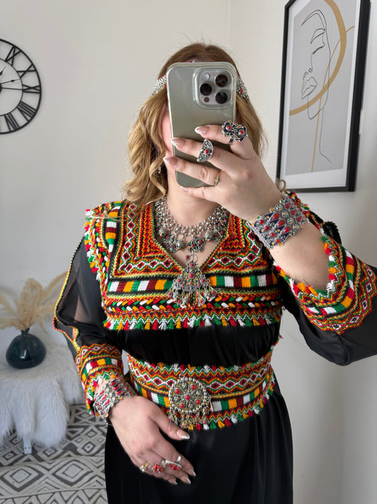 Robe Nora Yelli