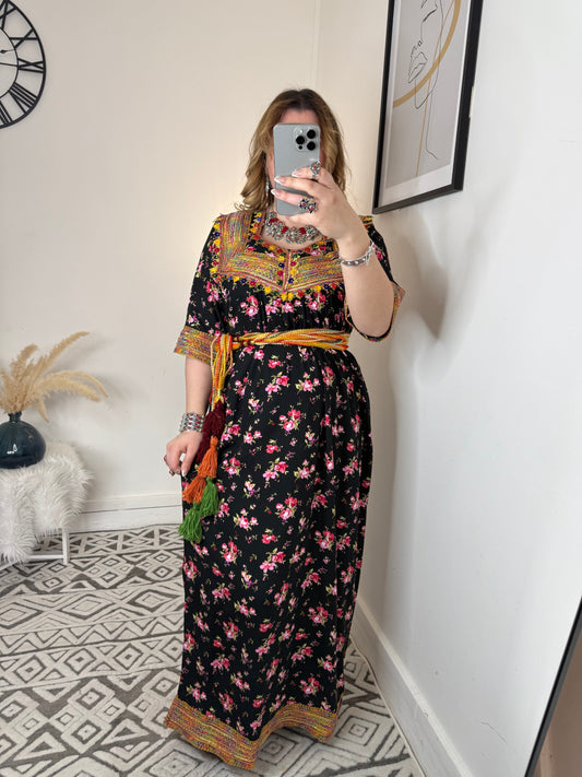 Robe Talya Yelli