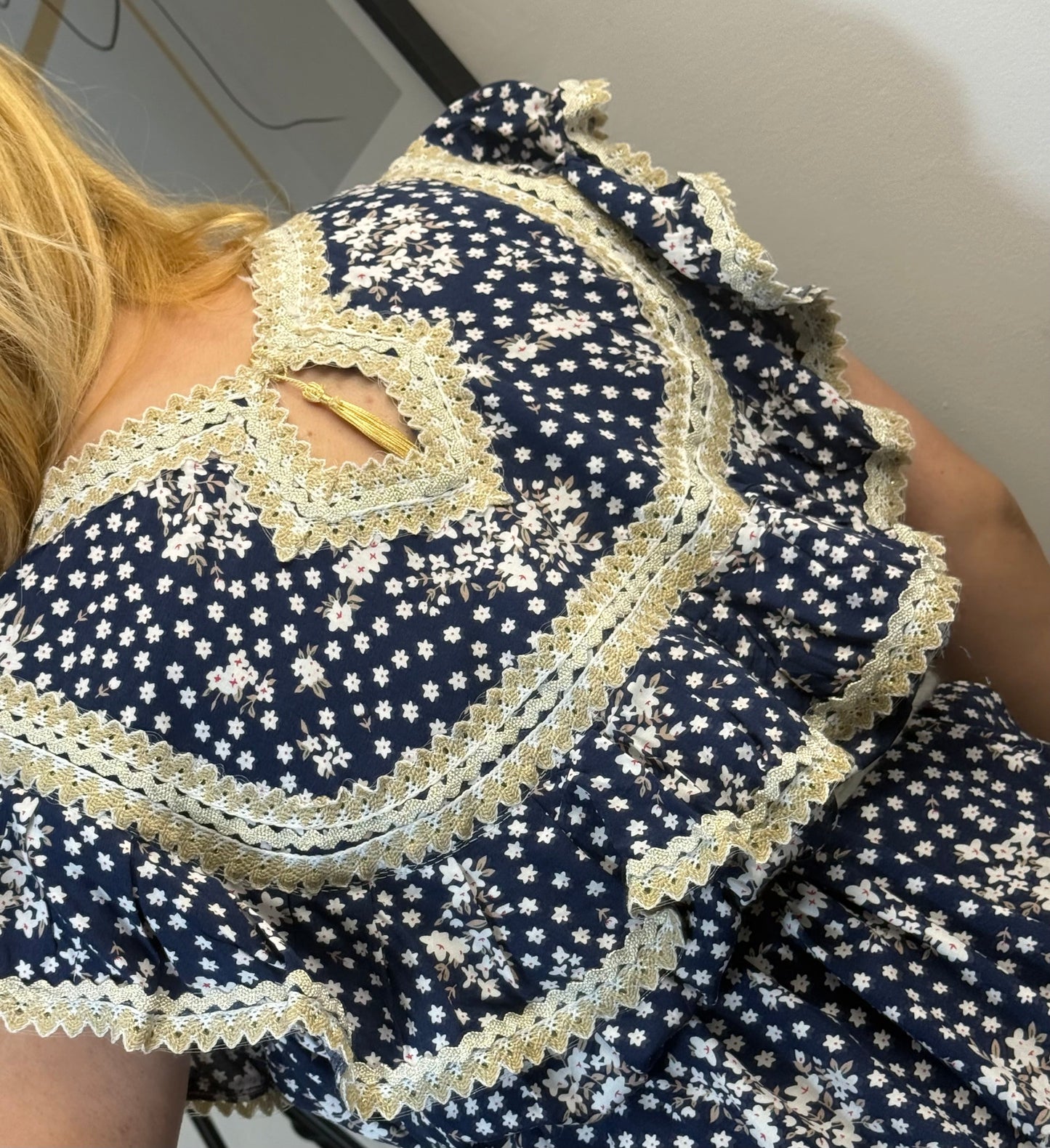 Robe Yara Yelli