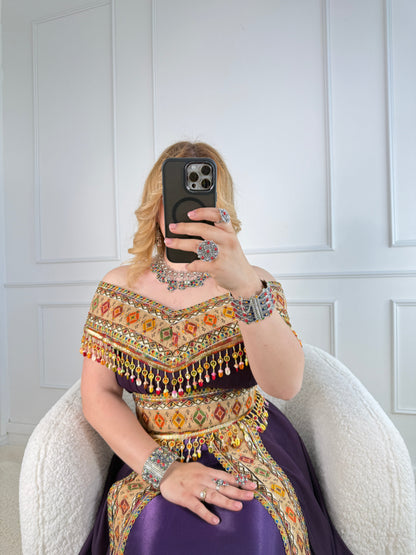 Robe kabyle de soirée à col bateau — Modèle Yelli