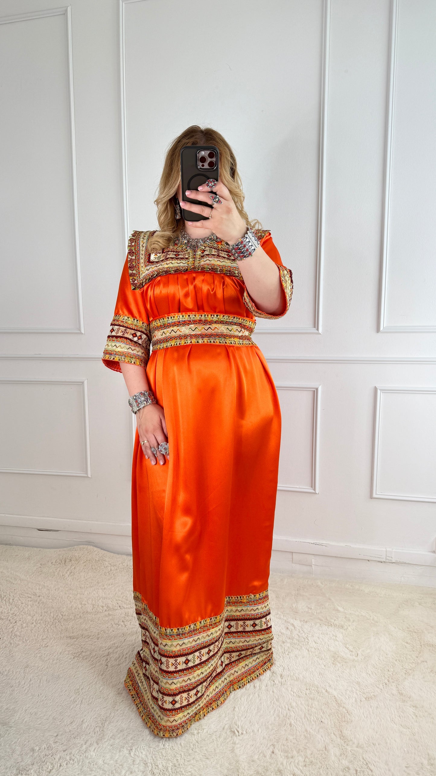 Robe de soirée kabyle — Modèle Melya Yelli