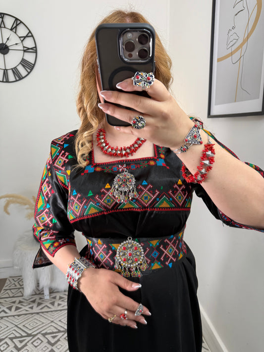 Robe Louiza Yelli