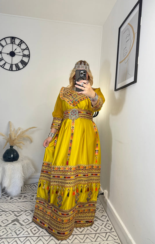 Robe Anila Yelli