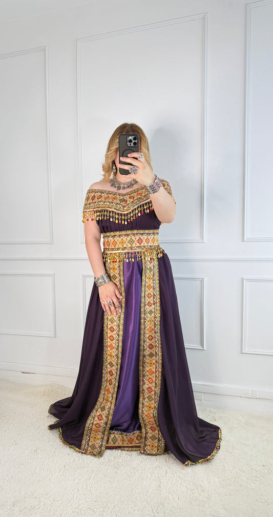 Robe kabyle de soirée à col bateau — Modèle Yelli