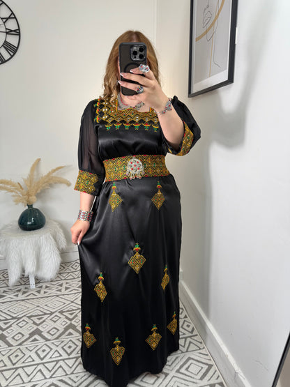 Robe Naima Yelli