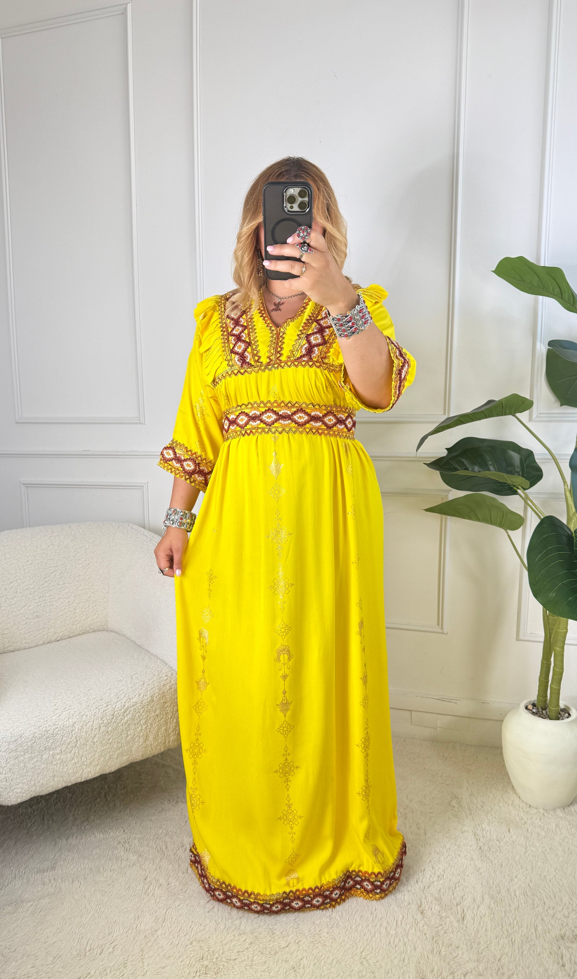 Robe d’hôtesse kabyle — Modèles Lylia Demi manches Yelli