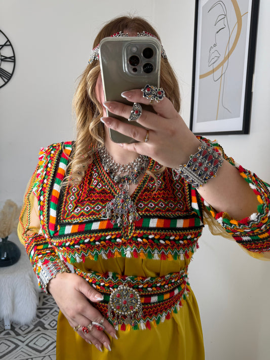 Robe Nora Yelli
