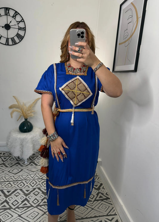 Robe Cynthia - Yelli