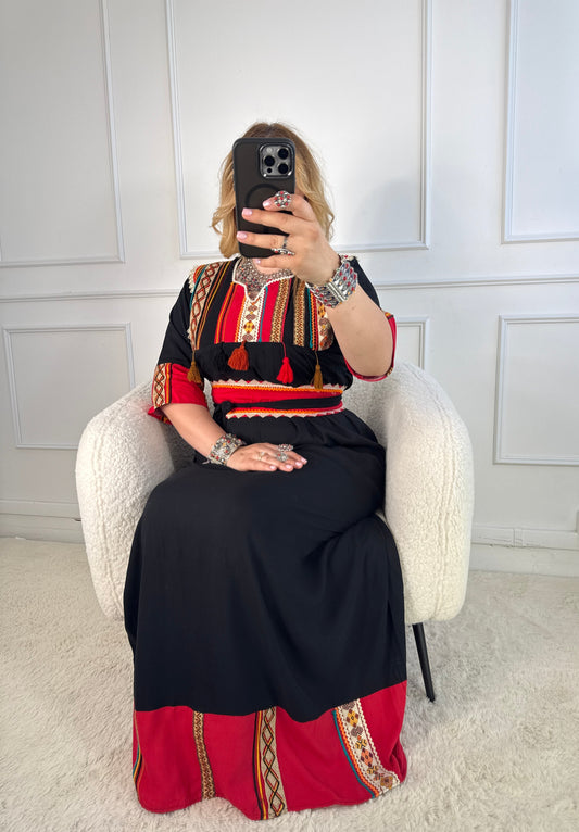 Robe d’hôtesse kabyle — Modèle Thinitrane Yelli