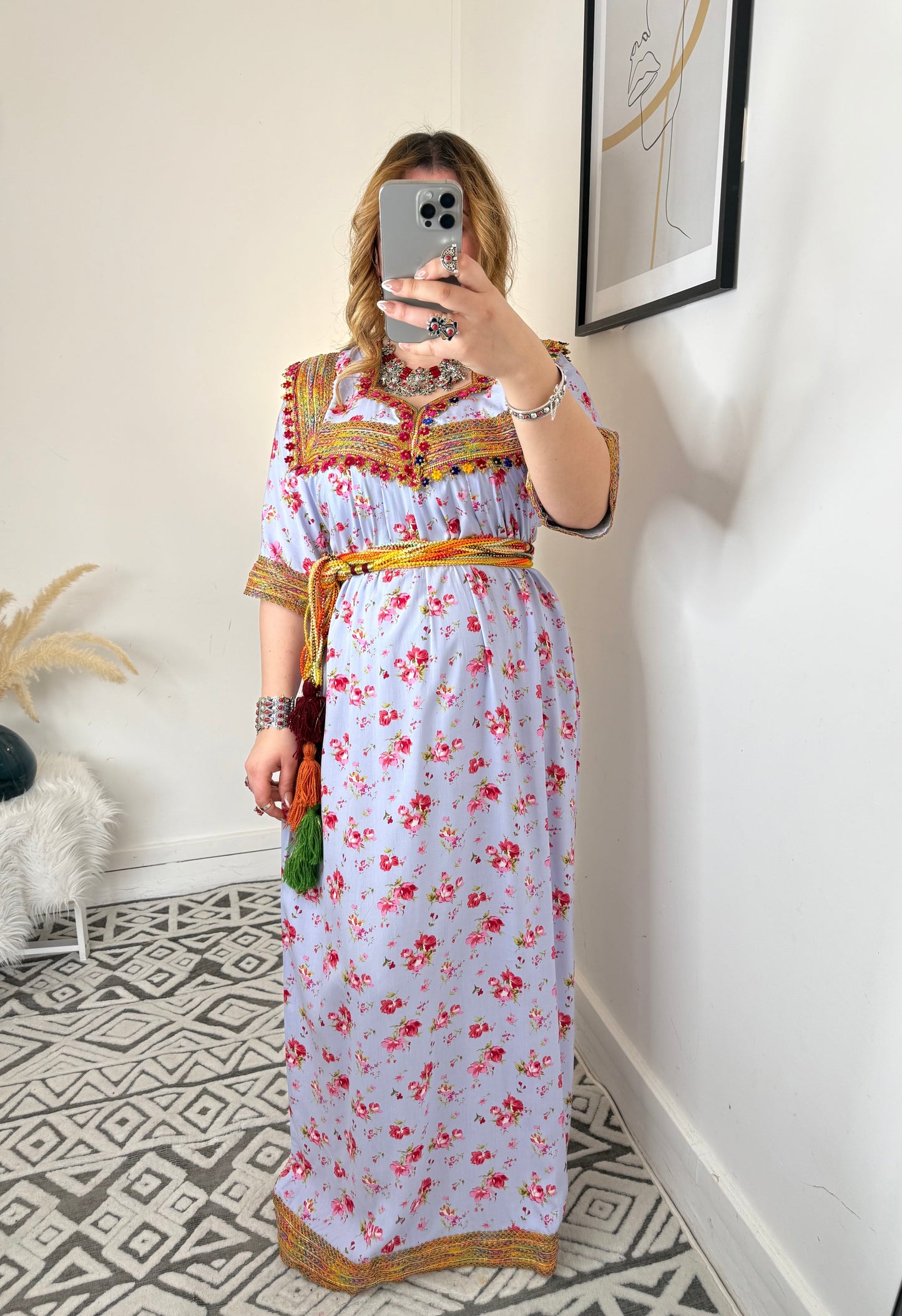 Robe Talya Yelli