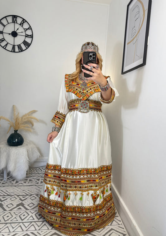 Robe Anila Yelli