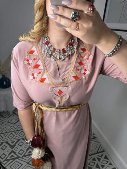 Robe Thiziri Yelli