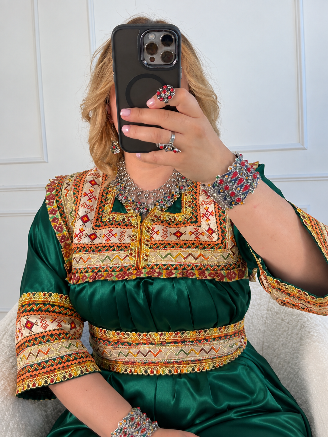 Robe de soirée kabyle — Modèle Amelya Yelli
